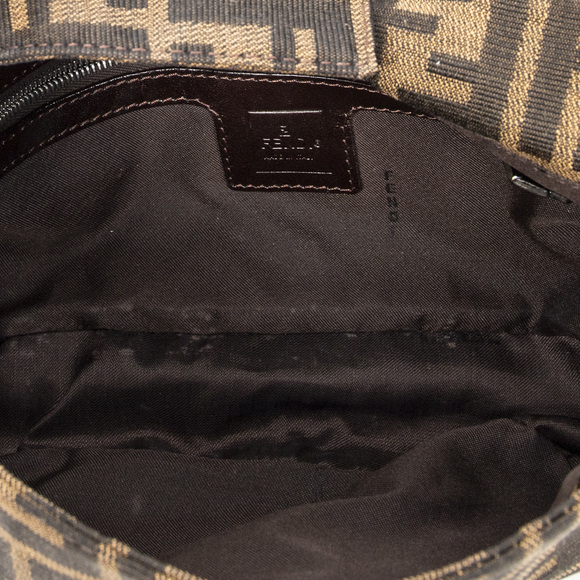 Fendi Baguette - Picture 9 of 10